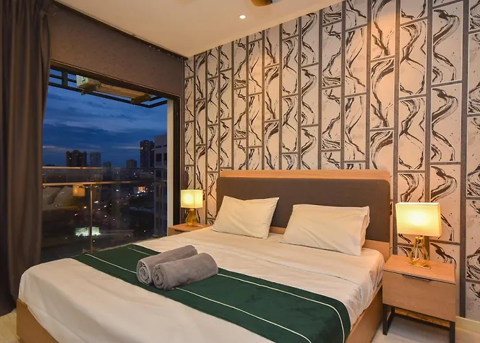 Suasana Residence By Nest Home