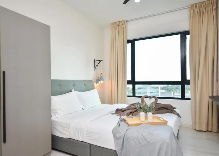 Suasana Residence By Nest Home
